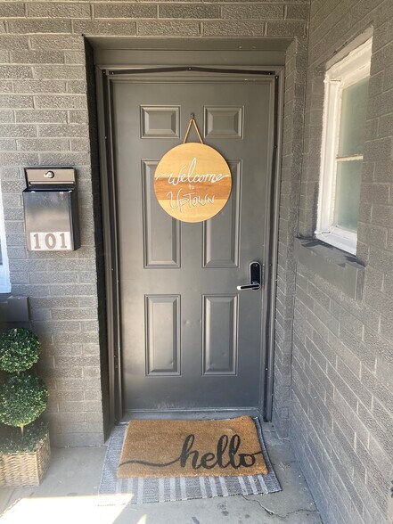 Building Photo - 101 S Buchanan St