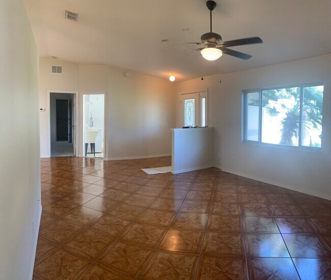 Building Photo - 9833 SW 61st Ct