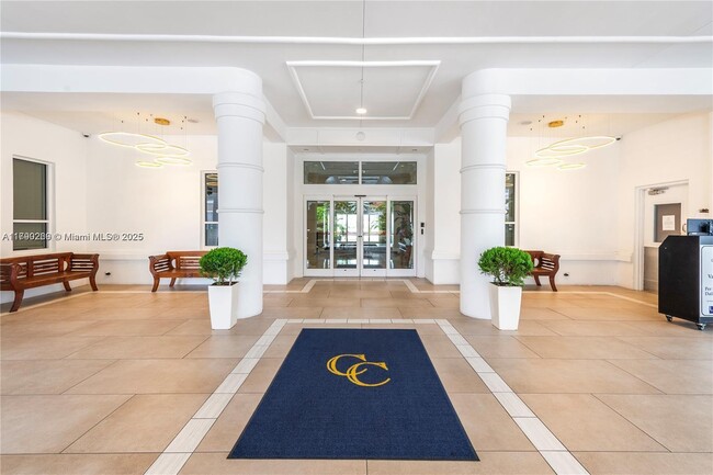 Building Photo - 701 Brickell Key Blvd