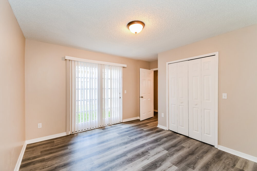 Building Photo - 4357 Lake Woodbourne Dr S