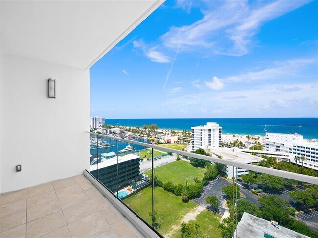 Building Photo - 3055 Harbor Dr