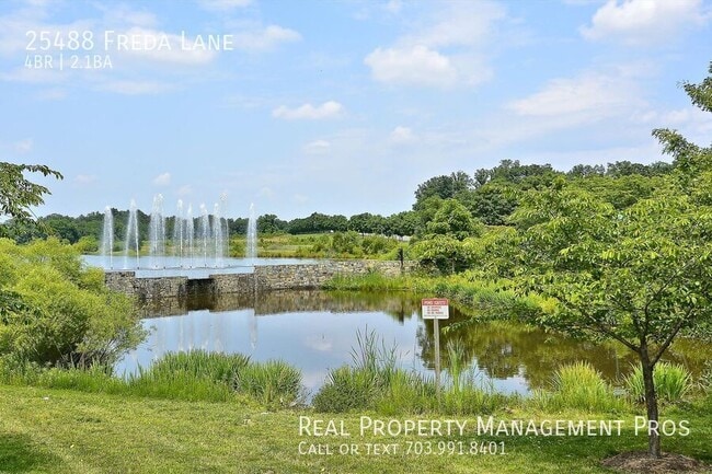 Building Photo - 25488 Freda Ln