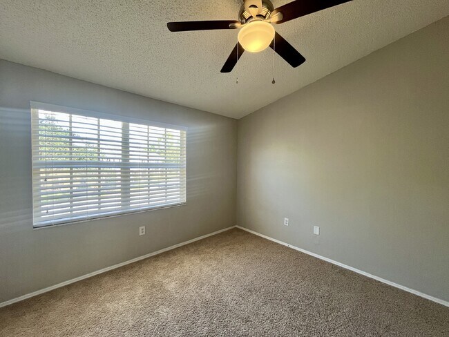 Building Photo - 12356 Berkeley Square Dr