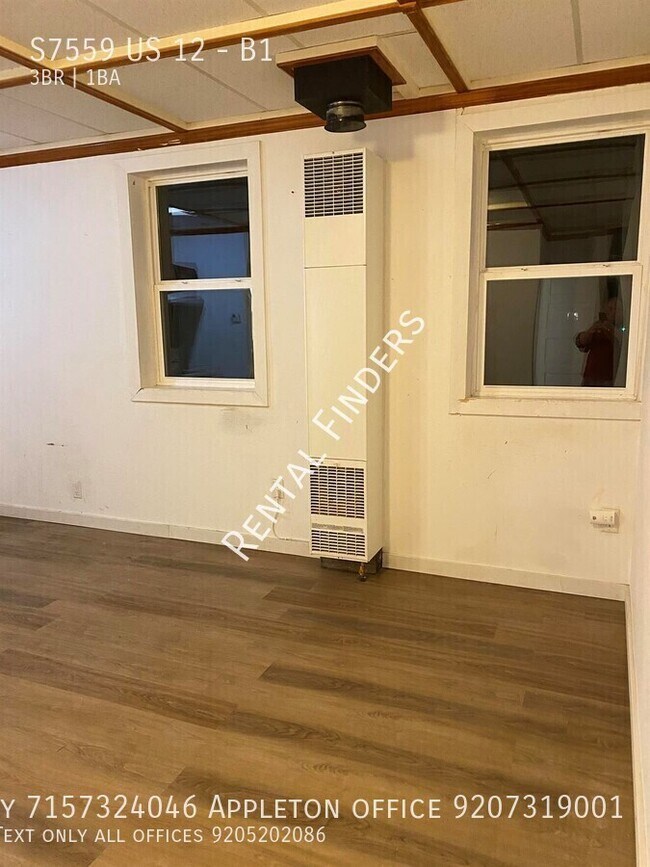 Building Photo - S7559 US-12