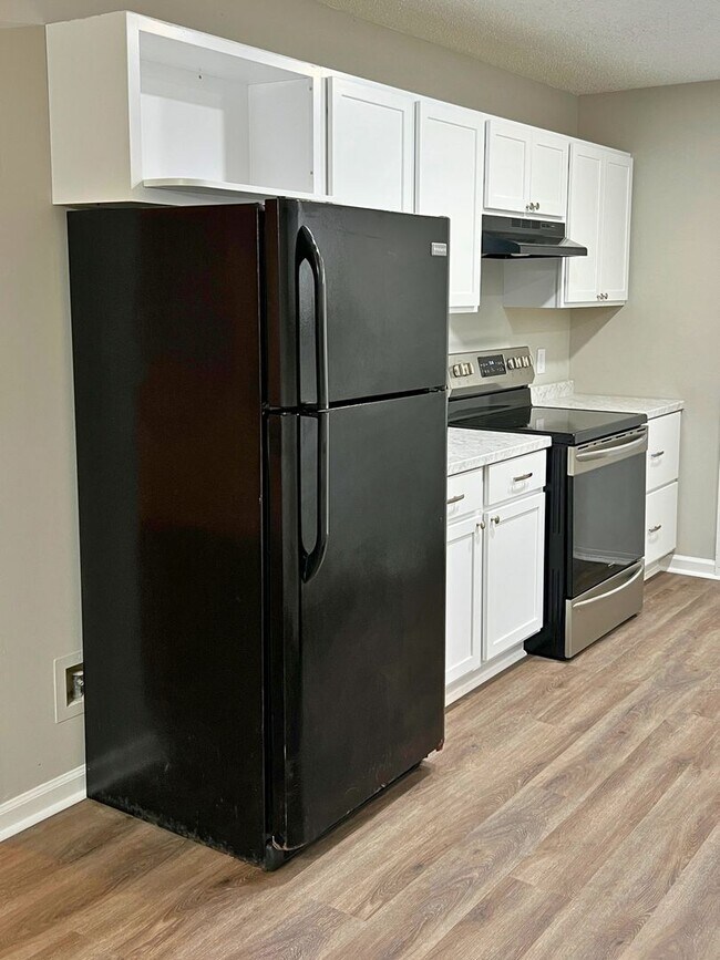 Building Photo - 3/2 in Sugarmill with pool access!