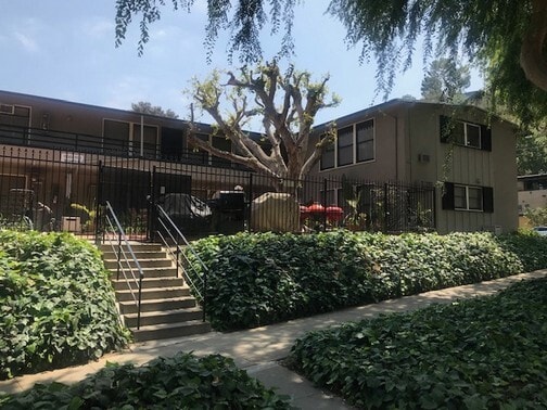 Building Photo - 142 Monterey Rd