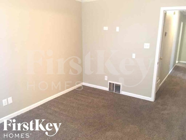 Building Photo - 865 Abbey Grove Ln