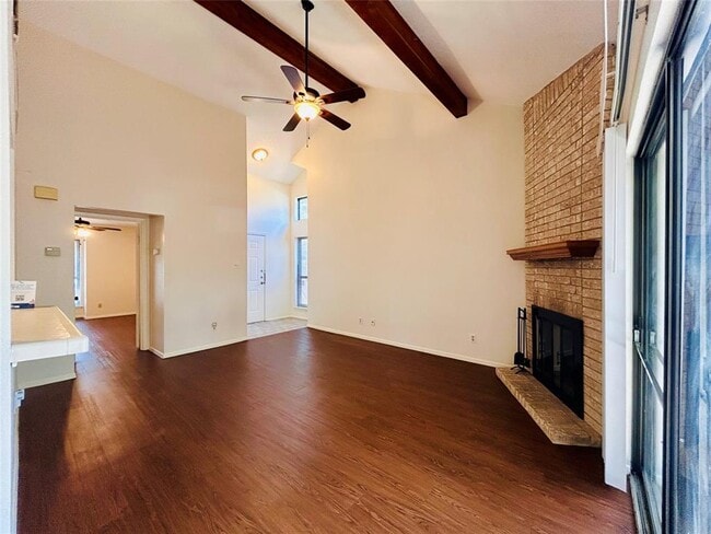 Building Photo - 3801 Menchaca Rd
