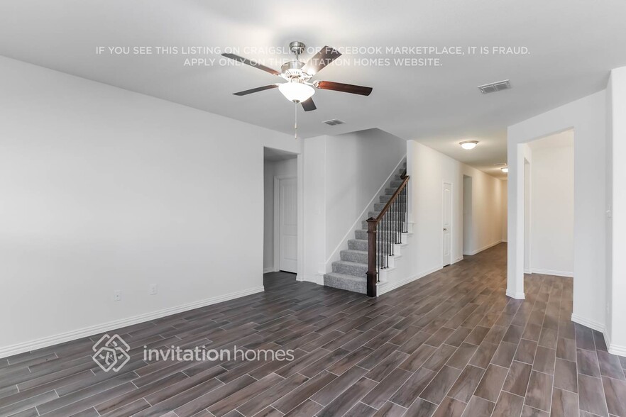 Building Photo - 1317 Rembrandt Dr