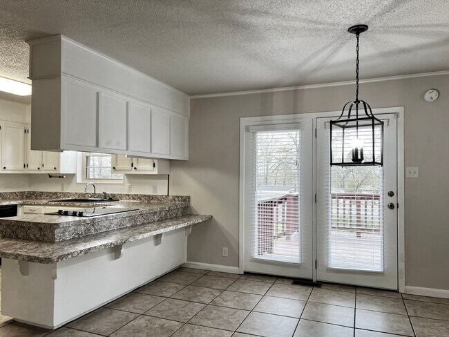 Building Photo - 895 Marion Anderson Rd