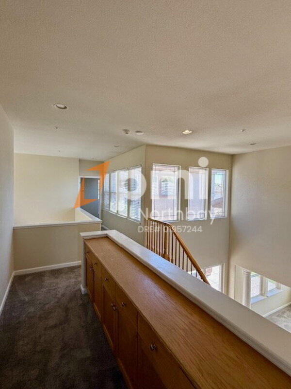 Building Photo - 869 Emerald Hills Cir
