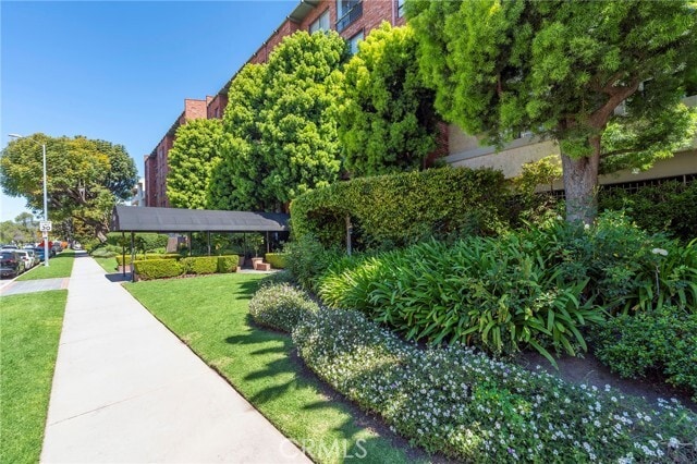 Building Photo - 1440 Veteran Ave