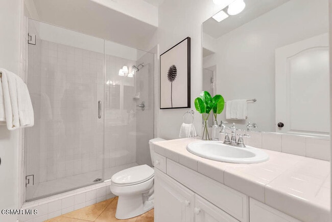 Building Photo - 4980 Via Santana