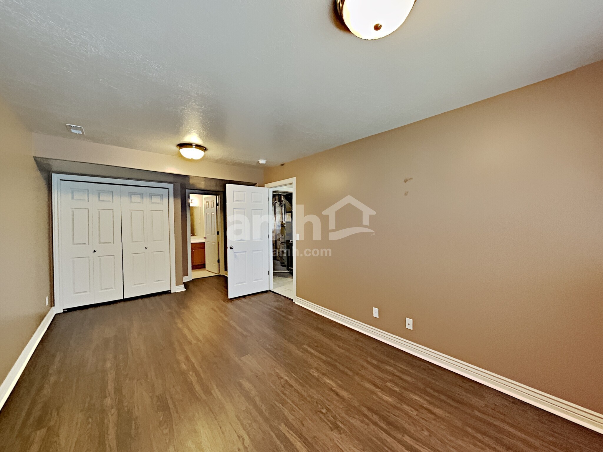 Building Photo - 2216 S 2685 W