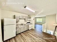 Building Photo - 404 David Dr