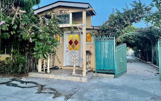 Building Photo - 4724 Santa Anita Ave