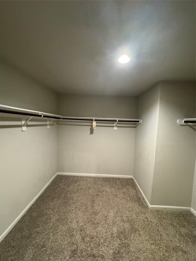 Building Photo - 7527 Flintrock Hollow Trail