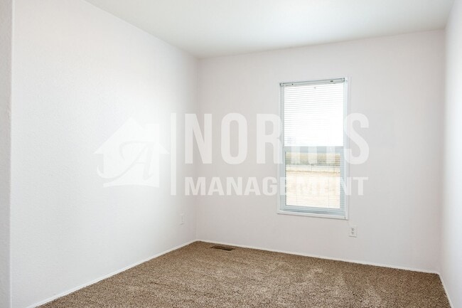 Building Photo - 17727 W Salvatore Ln