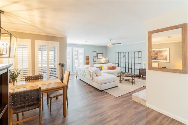 Building Photo - 3000 Townbluff Dr