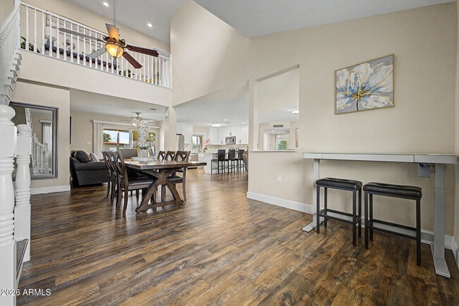 Building Photo - 2837 W Union Hills Dr