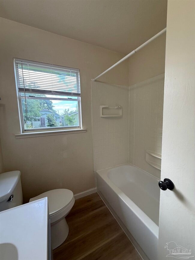 Building Photo - 1416 N 6th Ave