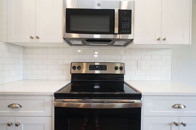 Building Photo - Now Leasing in John’s Landing – The Brooks...