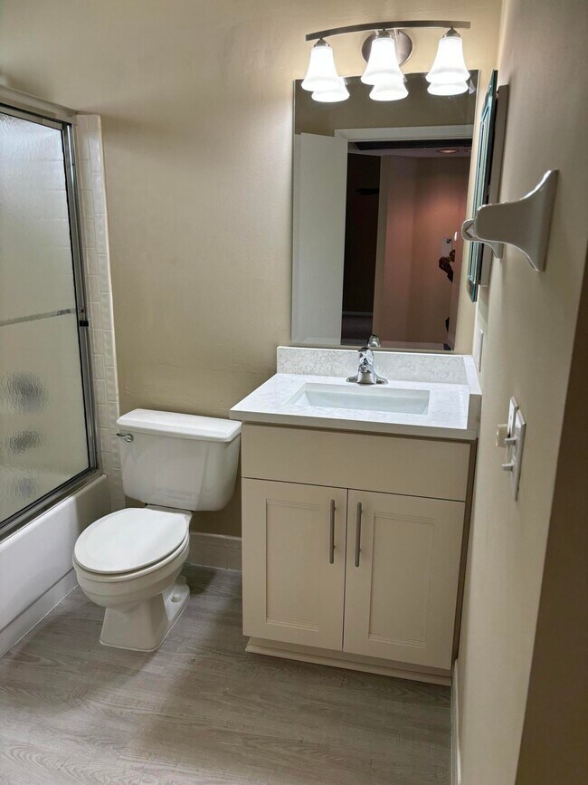 Building Photo - 5418 Firenze Dr