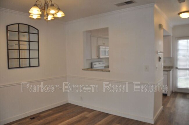 Building Photo - 430 N 470 W
