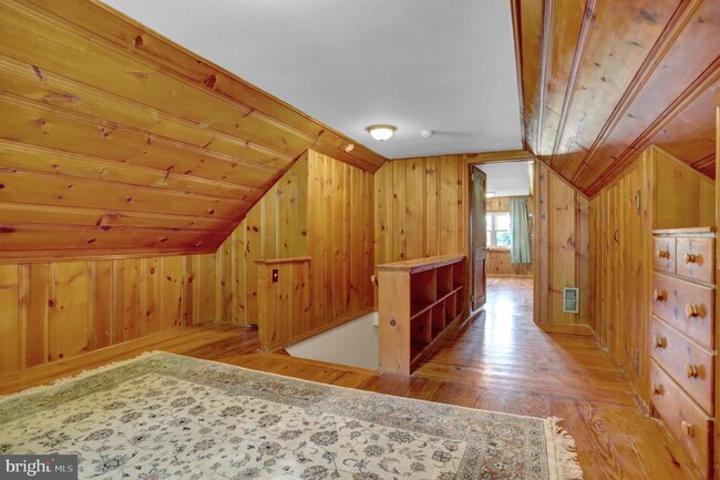 Building Photo - 23 Talbott Ave