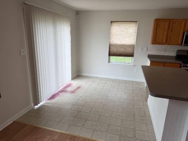 Building Photo - 45 Anchor Ln