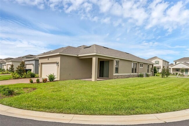 Building Photo - 11150 Sound Shr Dr