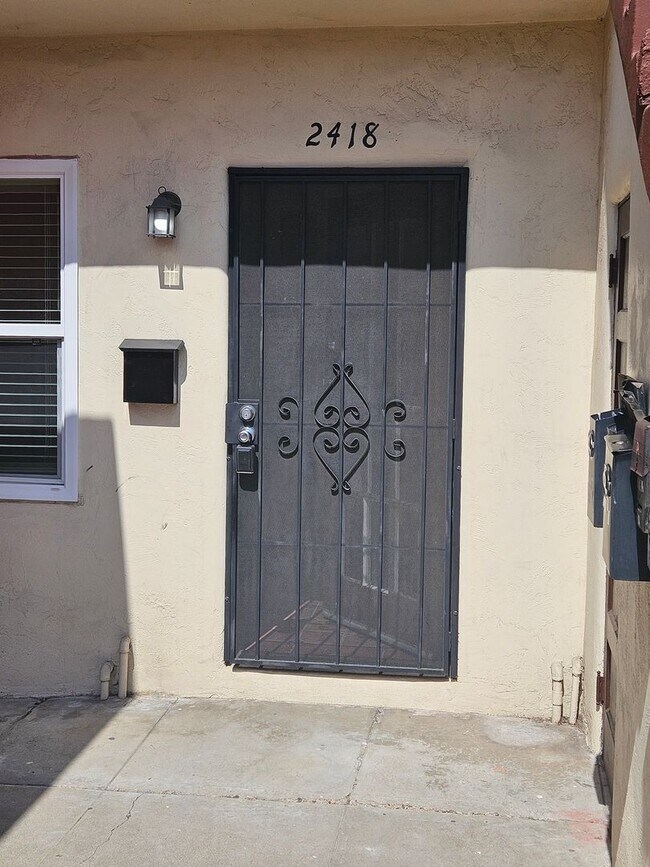Building Photo - Cute 1BR in Golden Hill with $595.00 MOVE_...