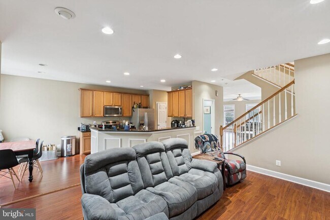 Building Photo - 42832 Bittner Square