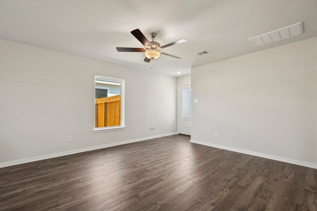 Building Photo - 10402 Red Cardinal Dr