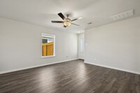 Building Photo - 10387 Red Cardinal Dr