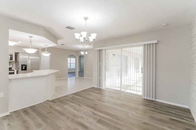 Building Photo - 9344 Wolcott Ln