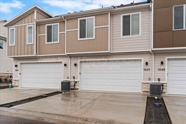 Building Photo - 1041 N 200 W