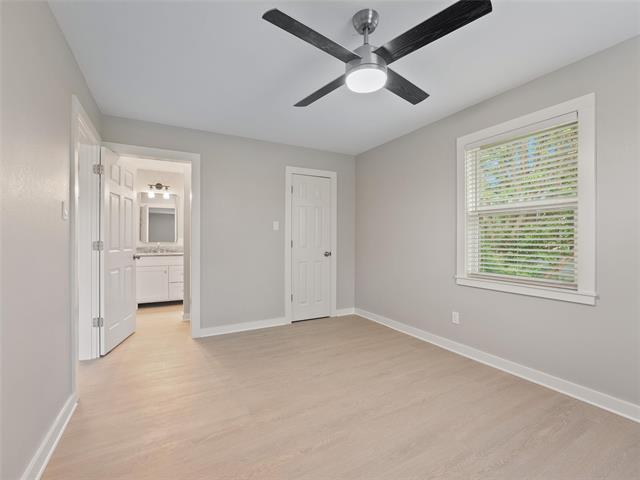 Building Photo - 421 S Interurban St