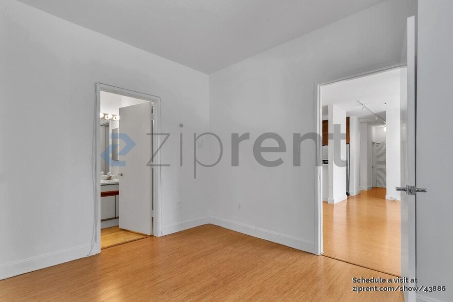 Building Photo - 1930 Eddy St