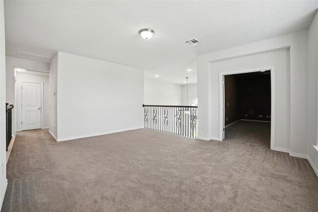 Building Photo - 3054 Columbus Loop