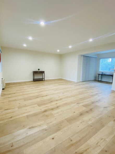 Building Photo - 8919 Longden Ave