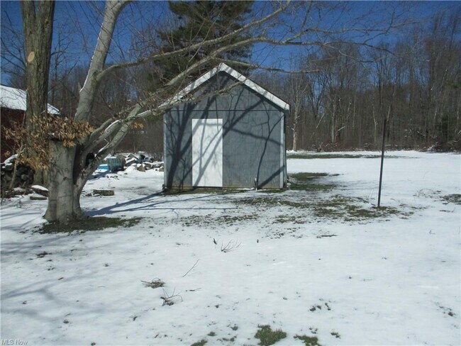 Building Photo - 10900 Bell St