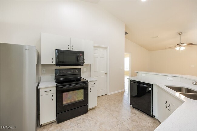 Building Photo - 4683 Oakley Rd