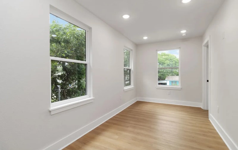 Building Photo - 237 Carle Ave