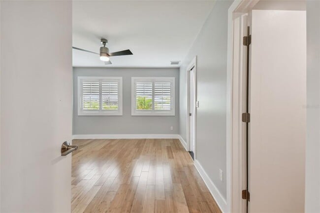 Building Photo - 340 Mehlenbacher Rd