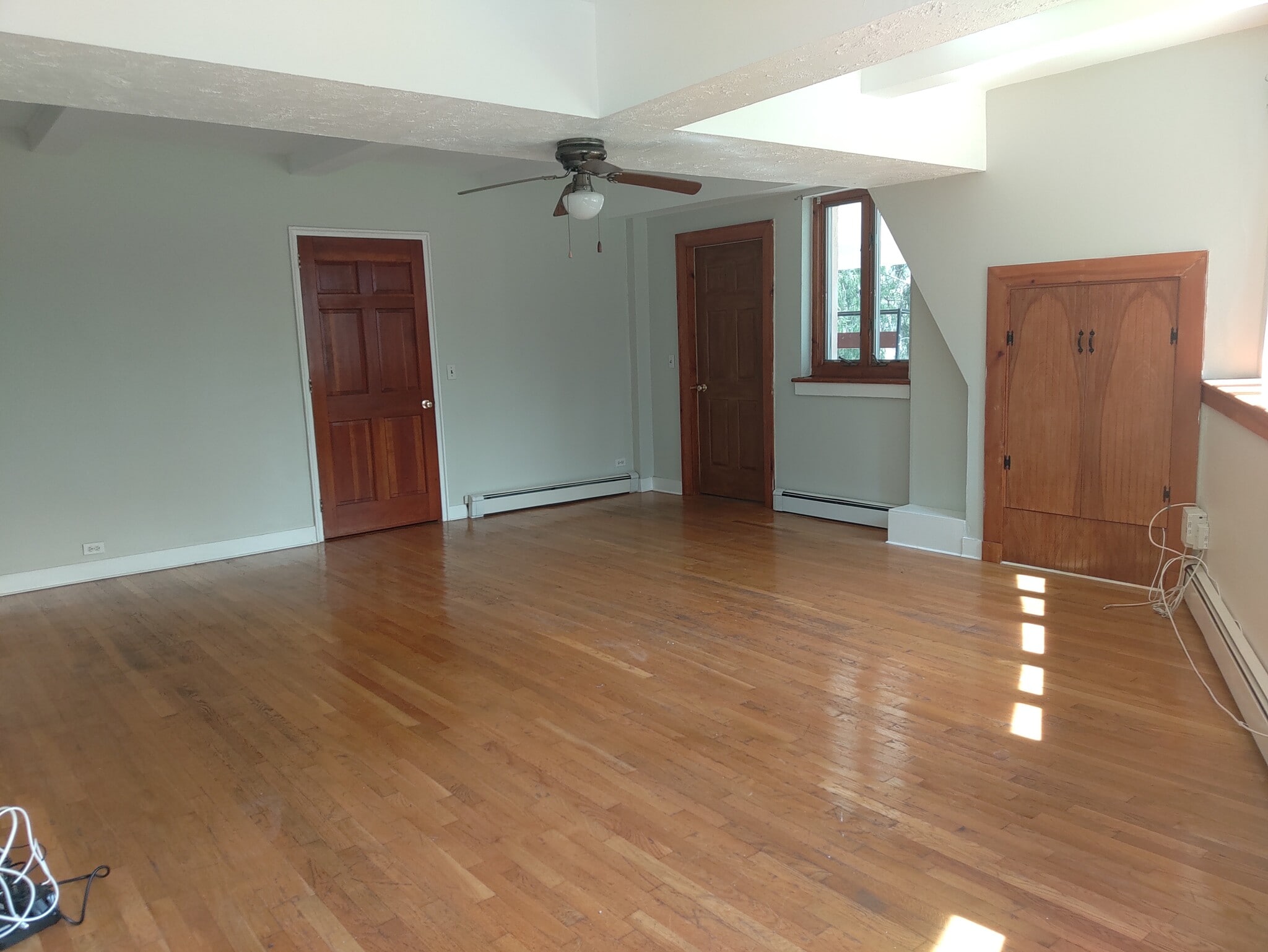 Building Photo - 11 Dyckman Dr