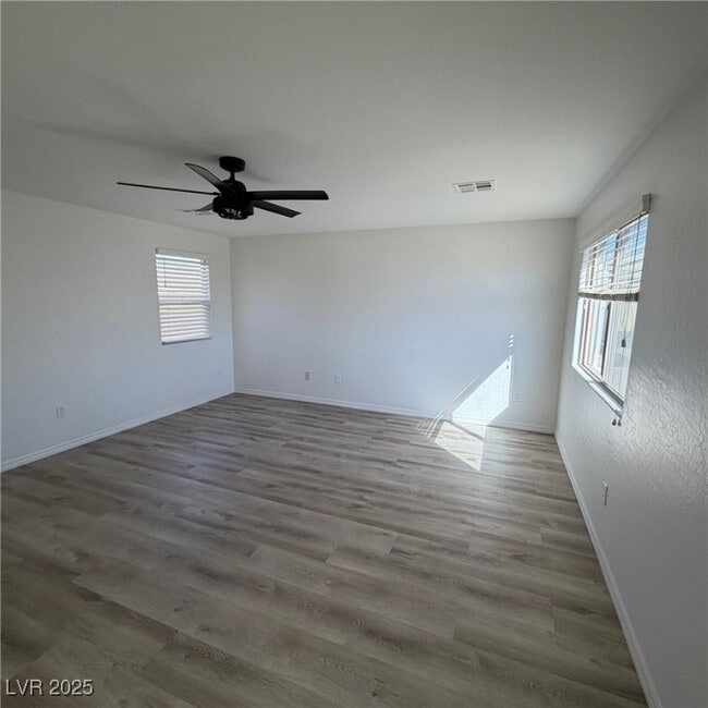 Building Photo - 6842 Feral Dove St