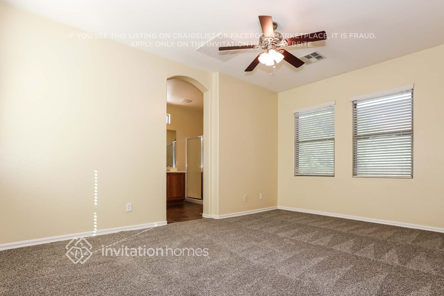 Building Photo - 18854 E Swan Dr