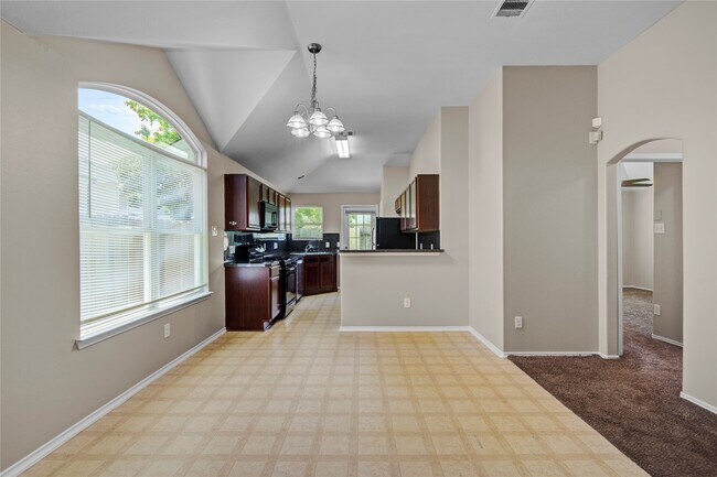 Building Photo - 4226 Richmeadow Dr