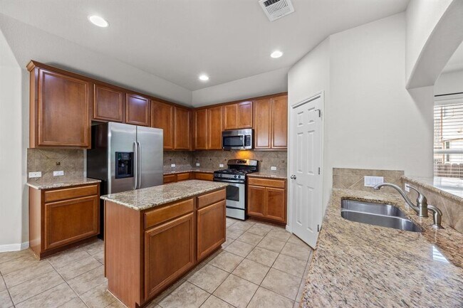 Building Photo - 11516 Running Brush Ln